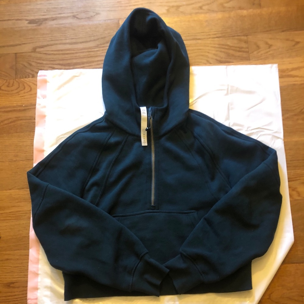 Lululemon oversized scuba